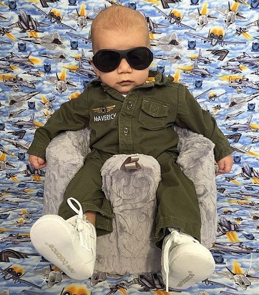 This Mom Is Dressing Her Baby Up In A New Costume Every Day Until His First Halloween 11 - https://www.facebook.com/diplyofficial