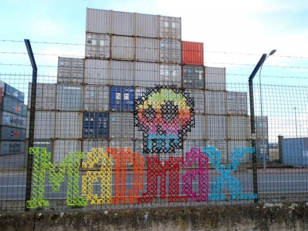 Keresztszemes street art