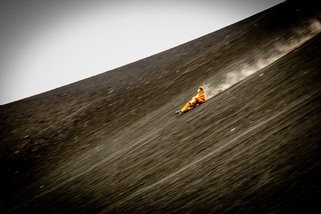 2_Volcano-Boarding