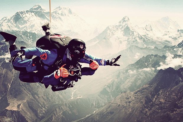 Everest-skydive