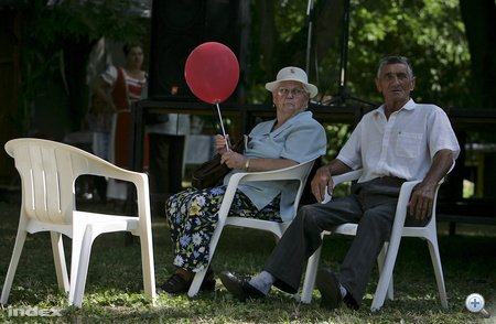 2262316_e1e574dacf6db378a5178a28470e4a33_wm