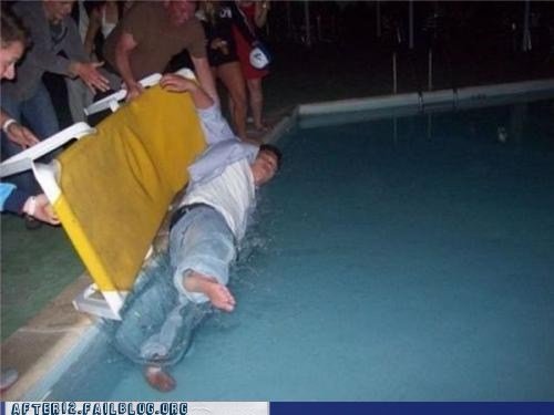 944bd_party-fails-man-overboard-pool-party