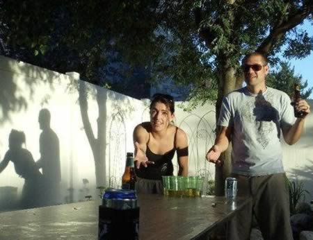 a98560_shadow-photobomb_5