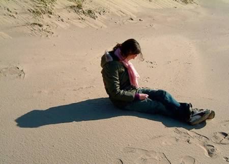 a98560_shadow-photobomb_8