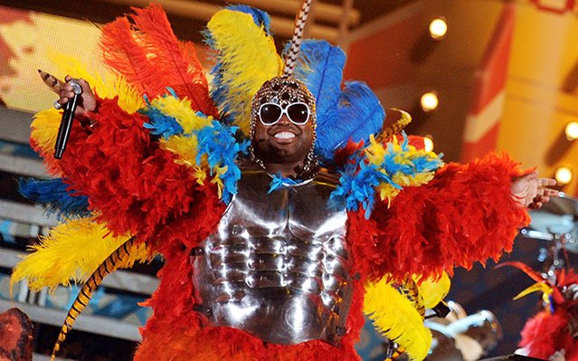 cee-lo-crazy-costumes