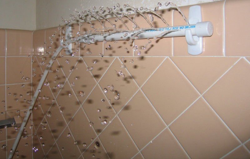 FQLBHM62UXEPD7R0U0_LARGE