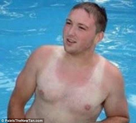 article-2127532-1287C24C000005DC-356_470x423