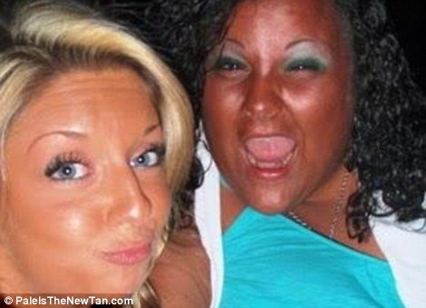 article-2127532-1287C2C4000005DC-883_470x340