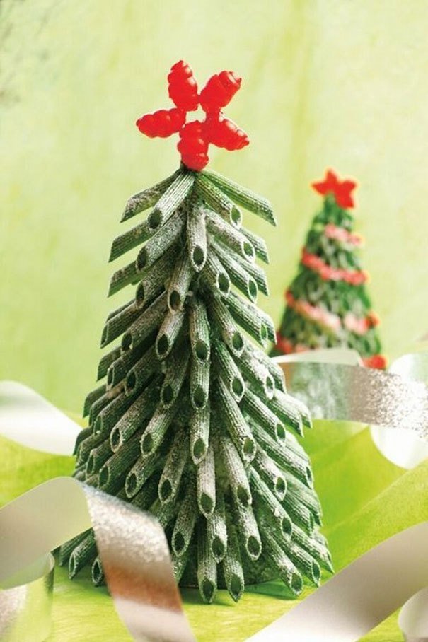 creative-christmas-tree-ideas-12__605