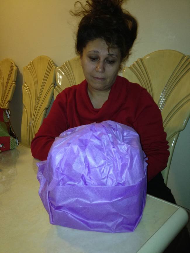 gift-wrapping-fails-puprle-blob