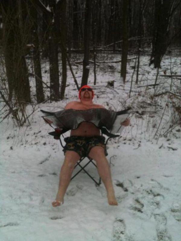 crazy-man-fun-in-snowfall