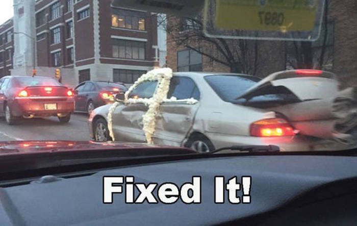 its-amazing-what-you-can-see-while-youre-commuting-28